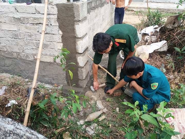 2 quả đạn còn nguyên kíp nổ ảnh 1 2 qua dan con nguyen kip no anh 1