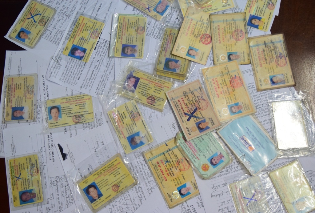 Giay chung nhan lai oto gia anh 2