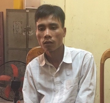 Pho chi huy quan su xa bop co ba lao 71 tuoi de cuop tien hinh anh