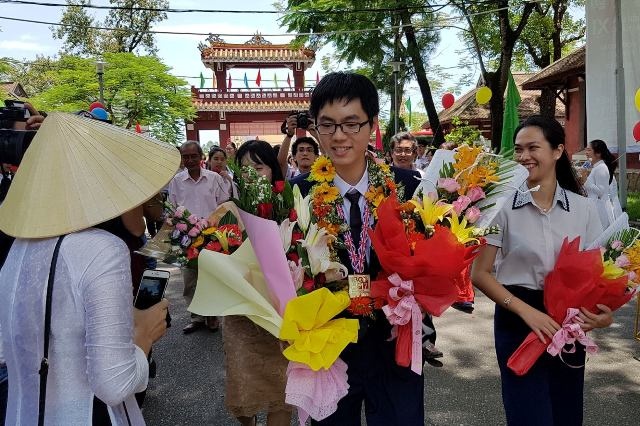 Học sinh đoạt huy chương vàng Olympic ảnh 1 Hoc sinh doat huy chuong vang Olympic anh 1