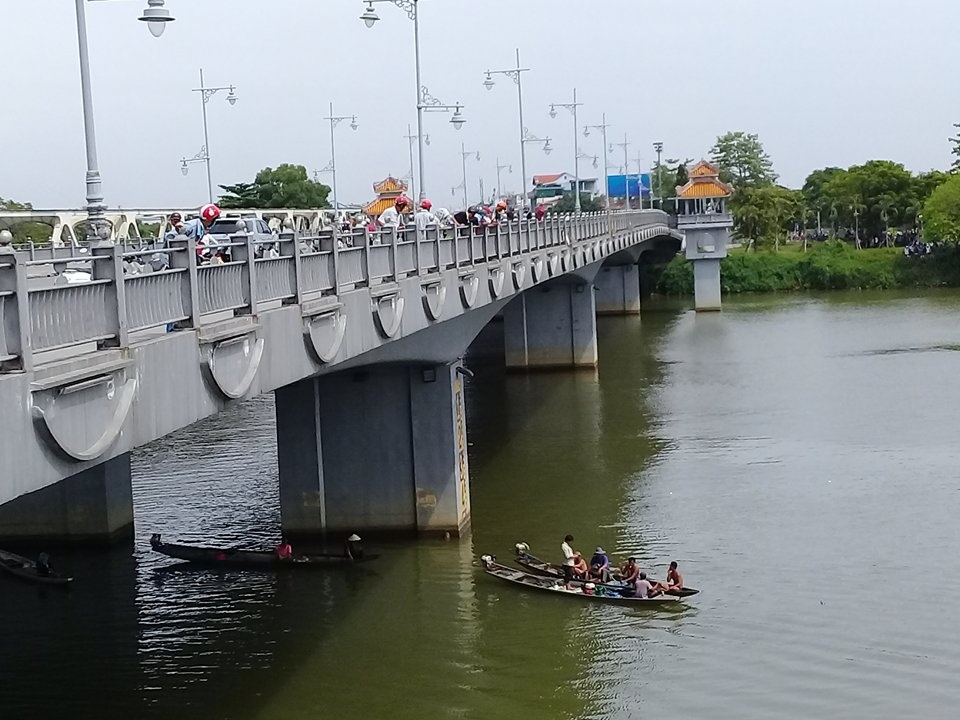 Nam sinh tự tử ảnh 1 Nam sinh tu tu anh 1