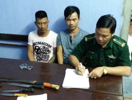 Rượt đánh trưởng công an xã ảnh 1 Ruot danh truong cong an xa anh 1