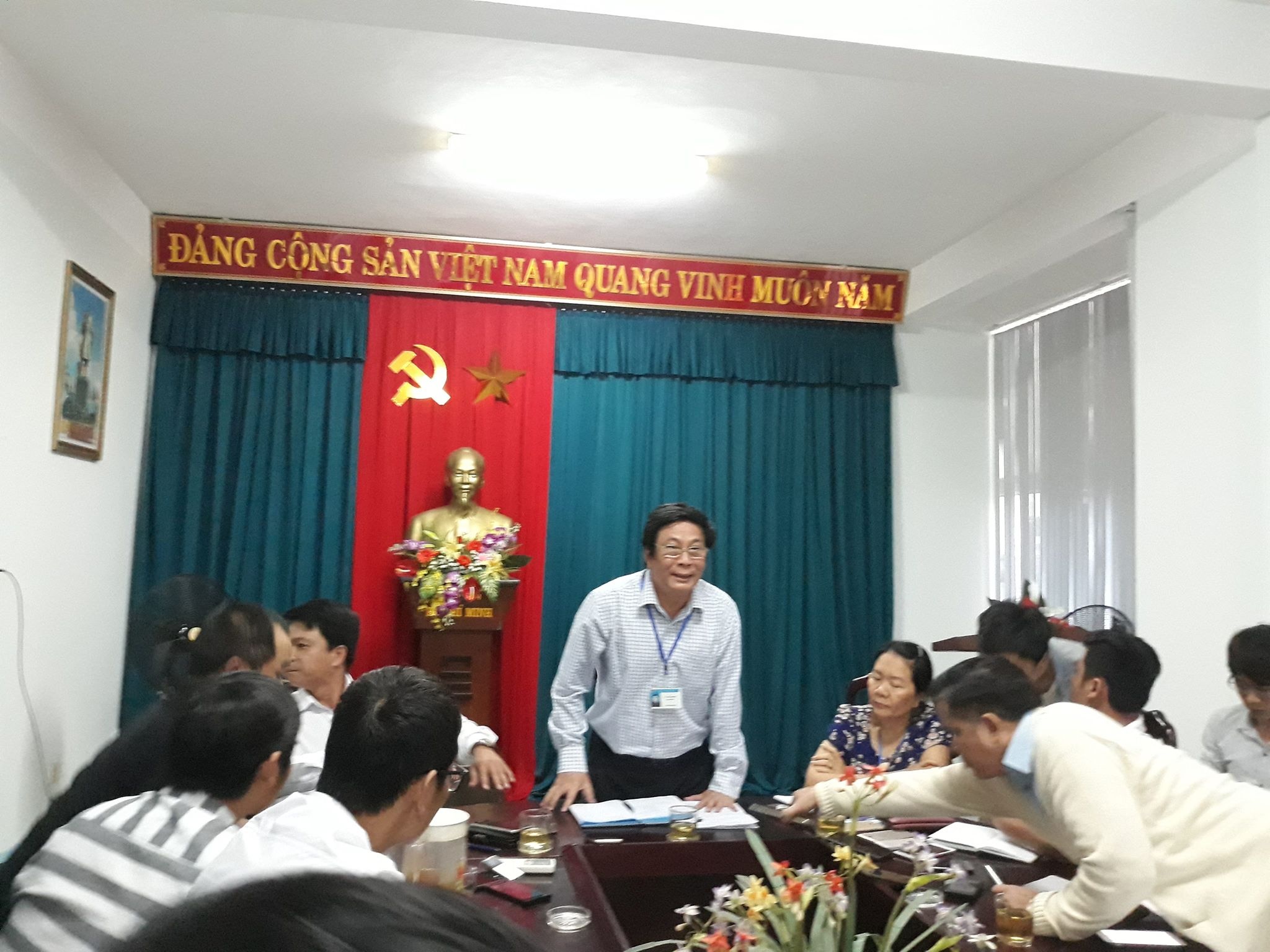 Bác sĩ khuyên Bộ trưởng nên nghỉ ảnh 1 Bac si khuyen Bo truong nen nghi anh 1