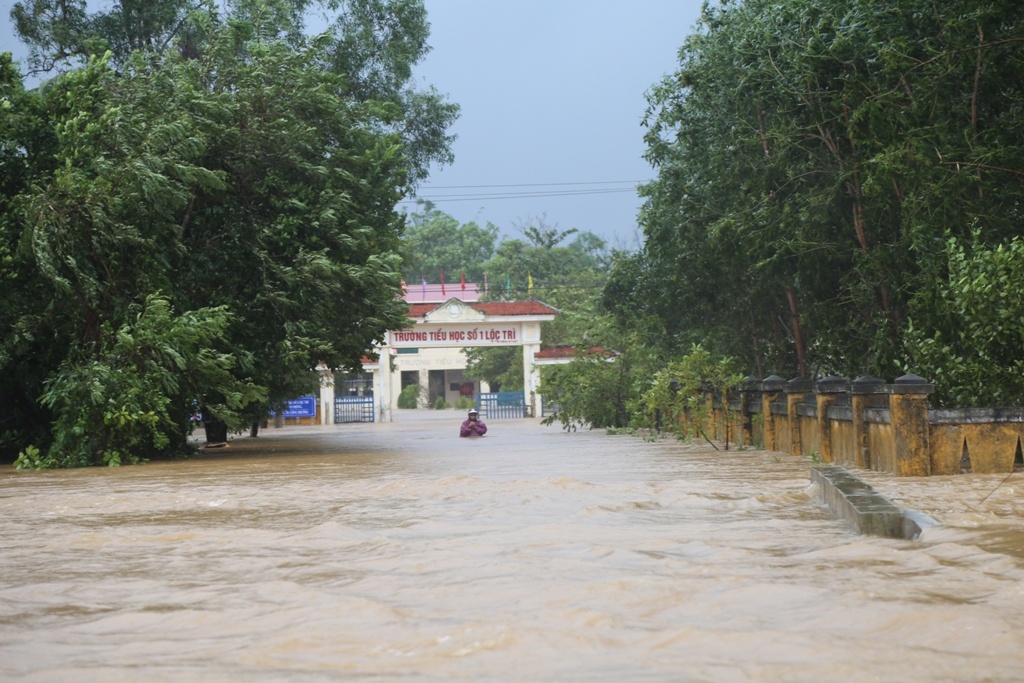Thuy dien xa lu anh 2