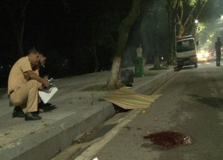 Xe may leo via he trong dem, doi nam nu 9X tu vong hinh anh