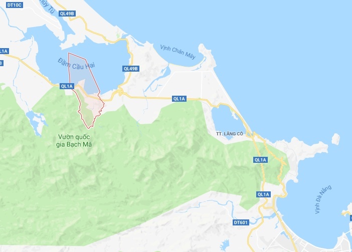 Be gai bi oto tai can chet anh 2