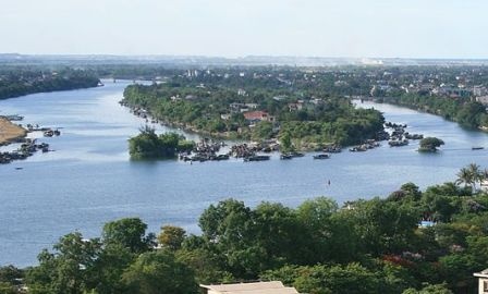 Xay tuong dai Huyen Tran cong chua cao 9 m o con Hen hinh anh