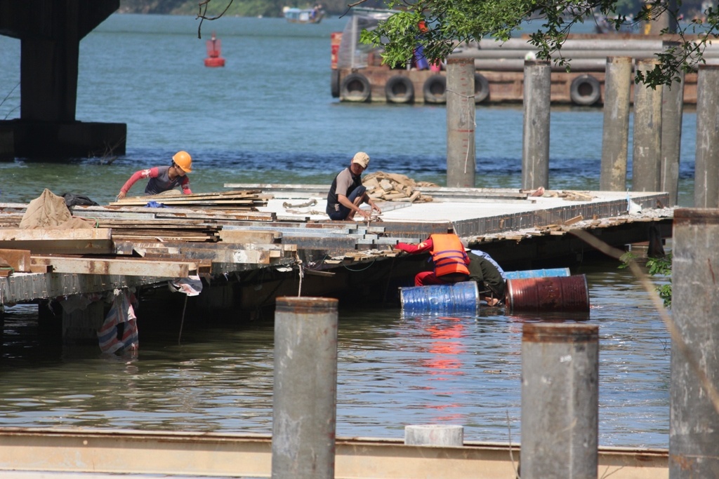 Duong di bo lat bang go lim anh 3