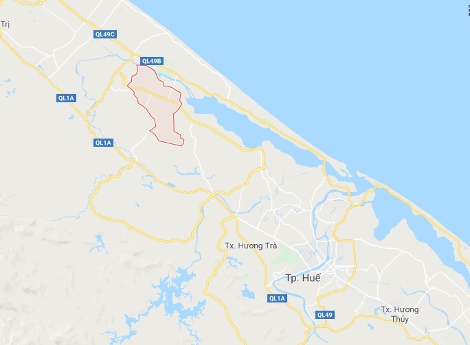 Thi the 2 thanh nien duoi chan cau anh 2