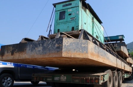 Doanh nghiep cho 3 cay da 'khung' lai bi phat vi van hang qua tai hinh anh