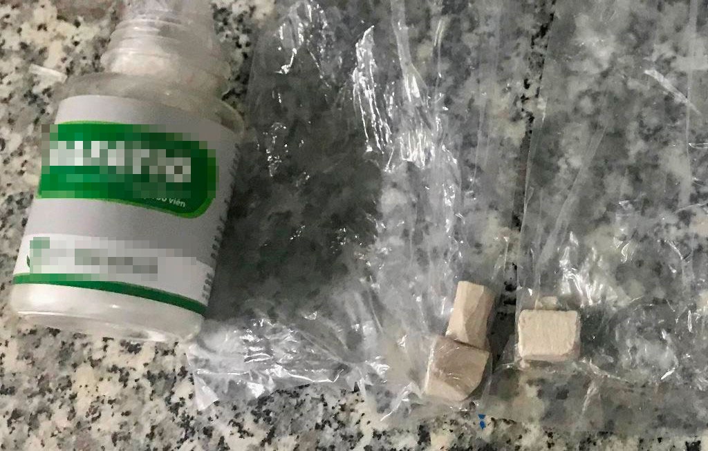 Nổ súng khống chế  ảnh 2 No sung khong che anh 2