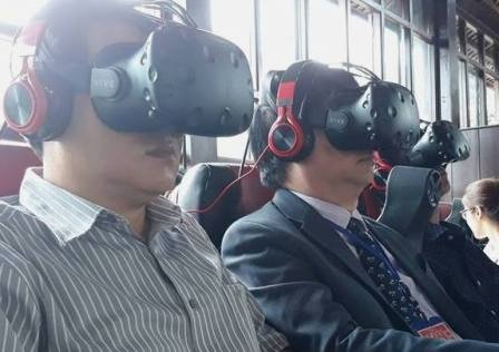 Trung tam thuc te ao 2 trieu USD giup tim lai hoang thanh xua hinh anh