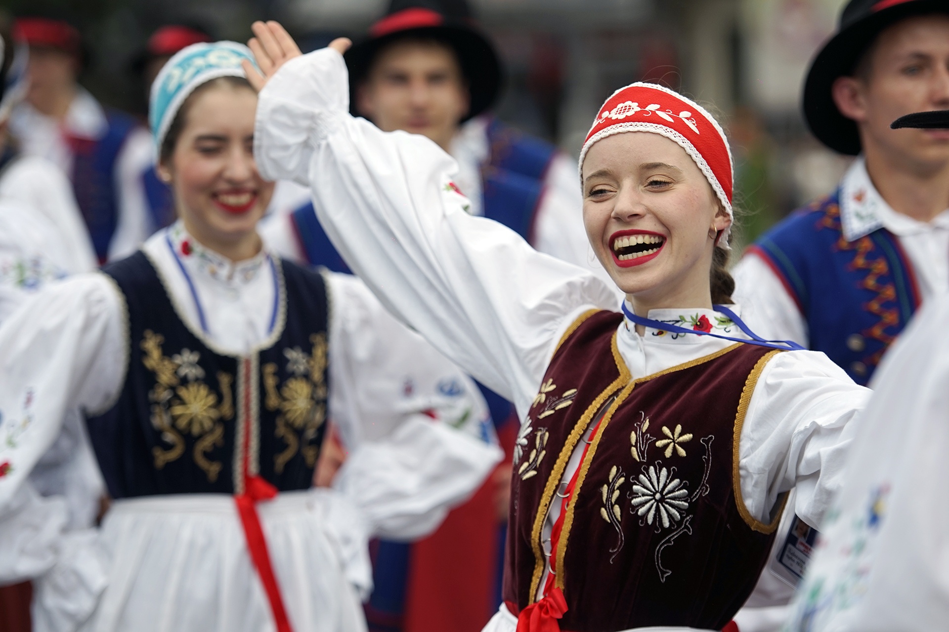 Le hoi duong pho dac sac tai Festival Hue hinh anh