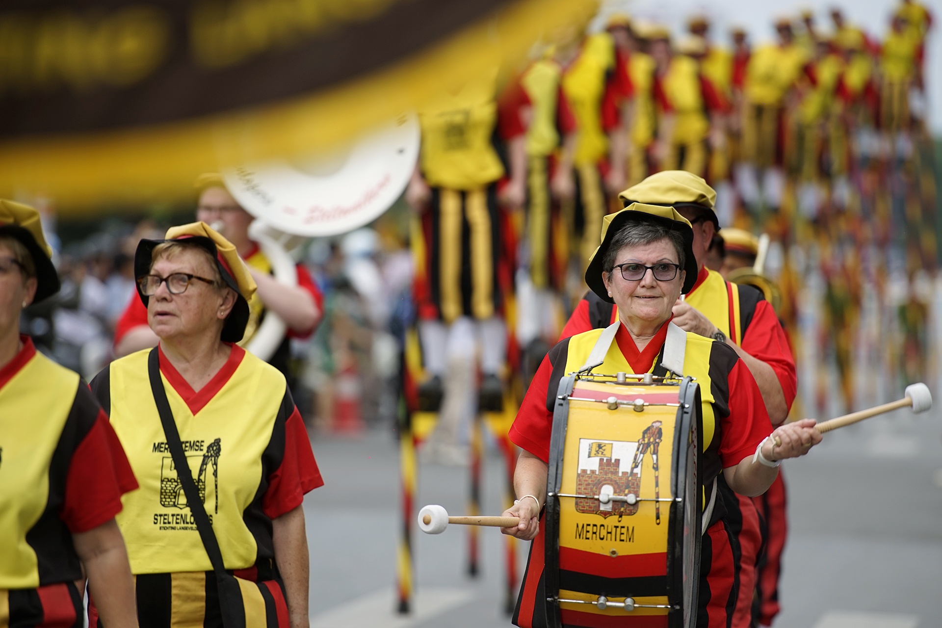 Le hoi duong pho anh 2