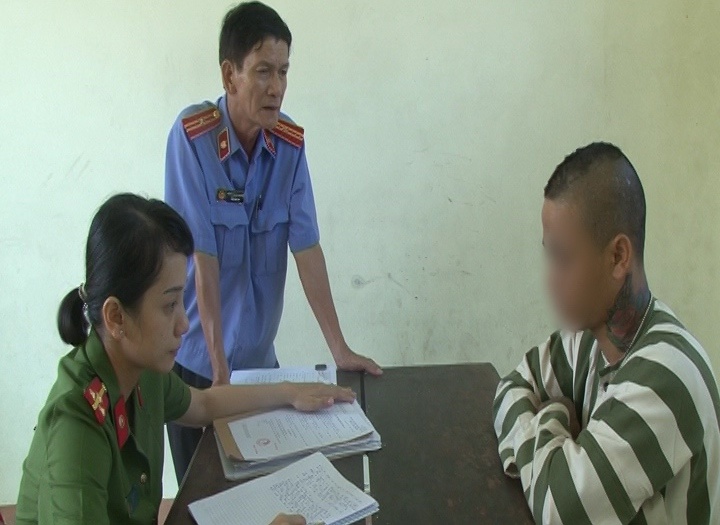 Giao cấu với thiếu nữ 14 tuổi ảnh 1 Giao cau voi thieu nu 14 tuoi anh 1