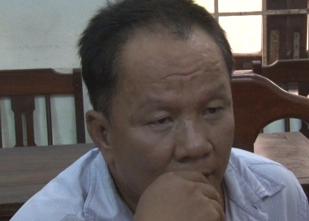 Bat nghi pham vao chua trom tui xach hinh anh