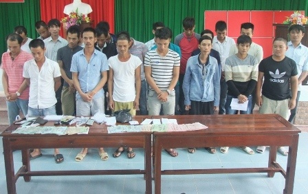 Bat 23 nguoi tham gia ca do World Cup tai nha rieng hinh anh