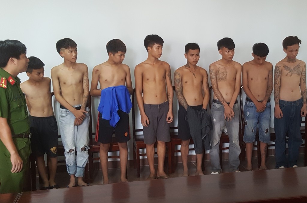 Tội phạm trẻ hóa ảnh 2 Toi pham tre hoa anh 2