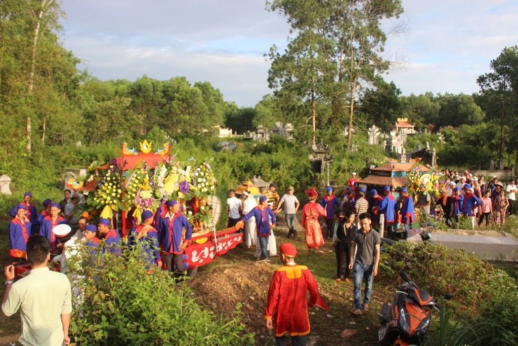 Dai tang o lang co 12 nguoi chet anh 7