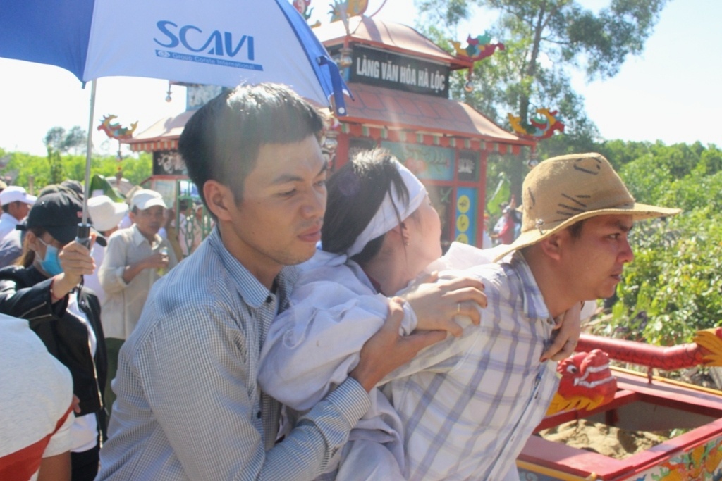 Tang le gia dinh chu re anh 7