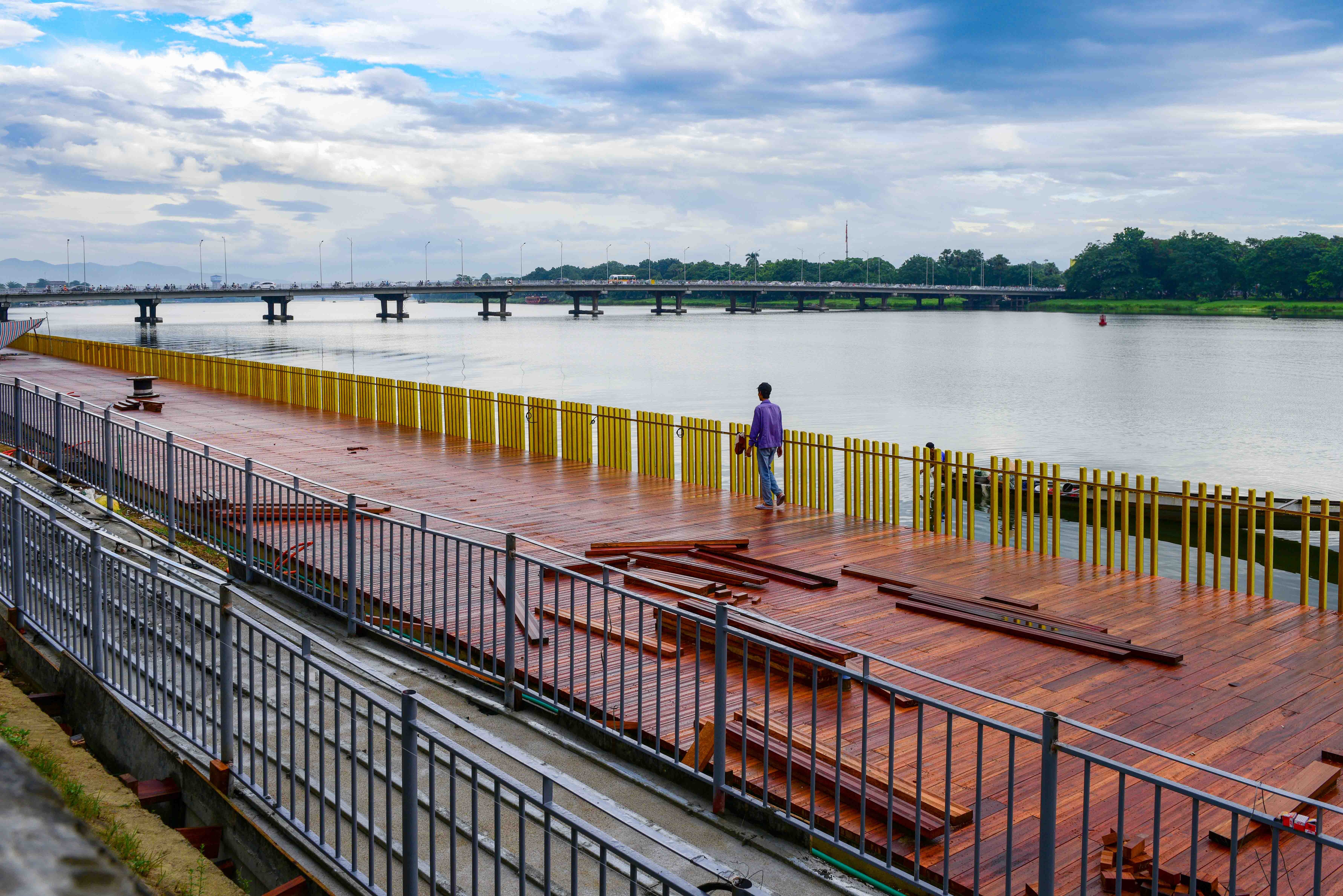 Go lim lam duong di bo bi nut anh 3