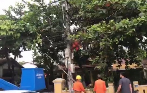 Nam công nhân bị điện giật chết ảnh 1 Nam cong nhan bi dien giat chet anh 1