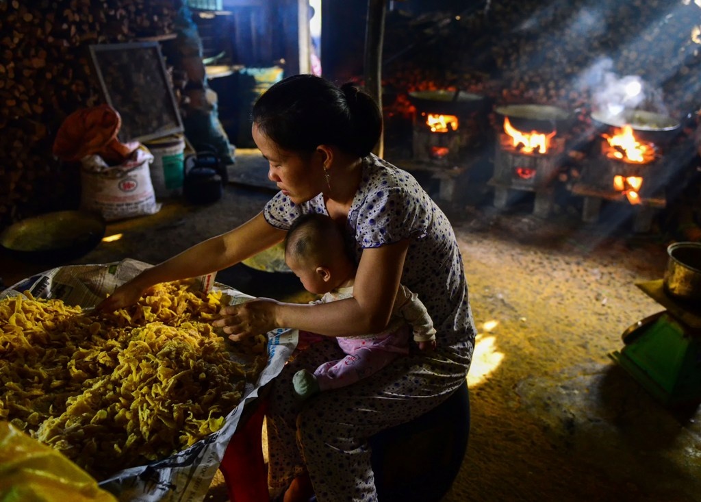 Bai toan nan giai khi di doi 15.000 dan o kinh thanh Hue hinh anh
