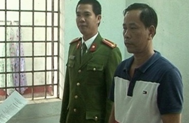 Bat nguoi dan ong lua hon 1 ty dong roi bo tron hinh anh