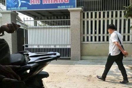 Con gai chu nha nghi bi ke la mat dam nguy kich hinh anh