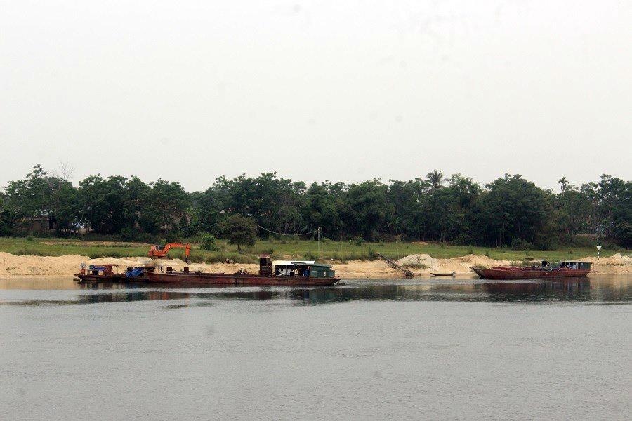 Dong coc tre ngan cat tac anh 3