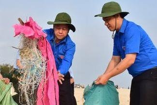 Thu tuong gui thu khen tinh than bao ve moi truong cua nguoi dan Hue hinh anh