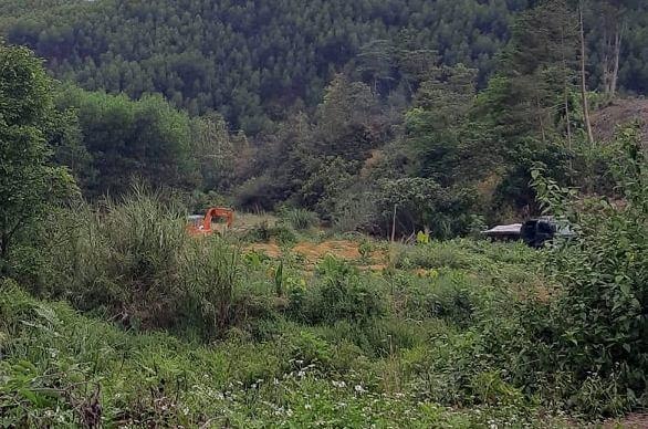 Chủ tịch xã khai thác cát trái phép ảnh 1 Chu tich xa khai thac cat trai phep anh 1