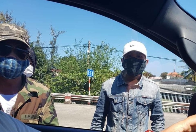 Nhom bao ve dap pha oto anh 1