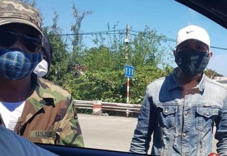 Nhom dap pha oto o BOT Bac Hai Van bi phat 60 trieu dong hinh anh