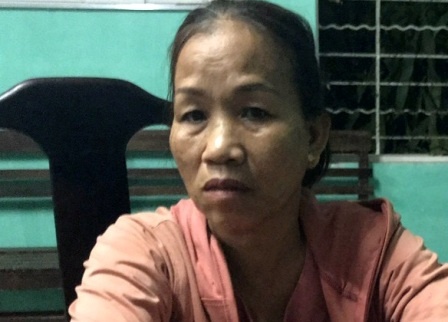 Xoa bop cho benh nhan de trom tai san hinh anh