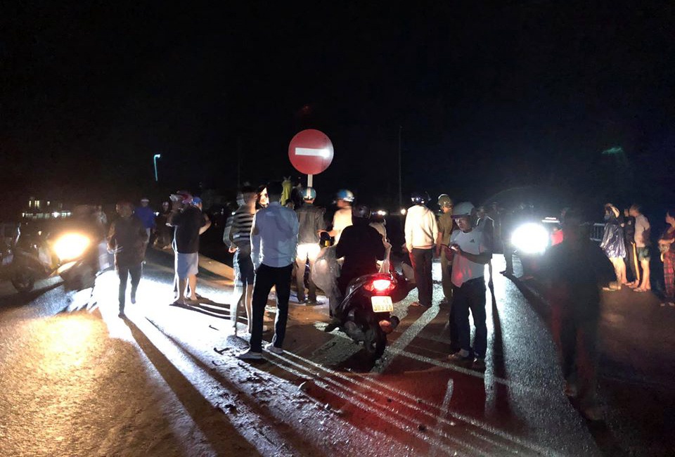 Tong dai phan cach duong anh 1