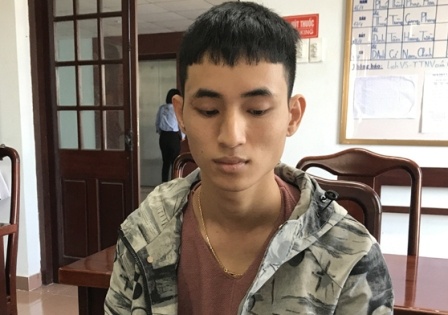 Nam thanh nien chiem doat 2,6 ty tien khuyen mai tu cac vi dien tu hinh anh