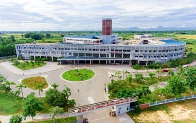 Bac si chong dichj Covid-19 anh 1