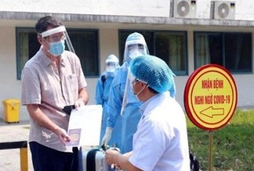 Benh nhan thu 33 xuat vien sau 18 ngay dieu tri hinh anh