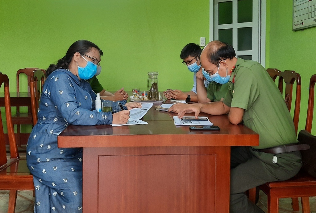 Tung tin TP.HCM bi phong toa anh 1