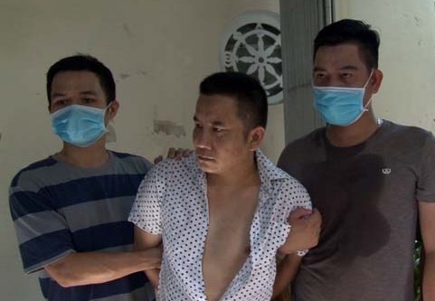 Bat ga trai tang tru hon 200 lo ma tuy 'nuoc bien' hinh anh