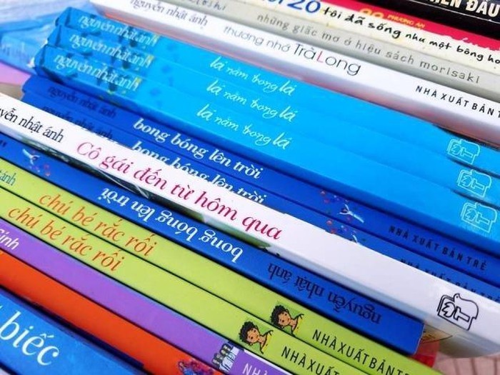 Bi phat 14 trieu dong vi ban sach lau tai hoi cho hinh anh