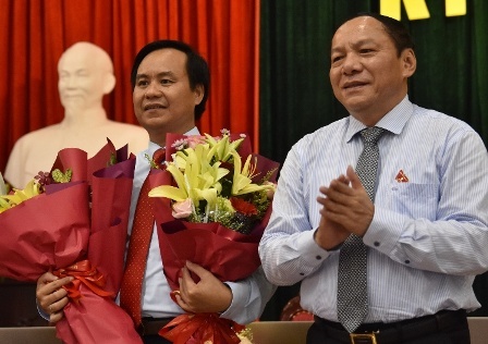 Ong Vo Van Hung lam Chu tich UBND tinh Quang Tri hinh anh