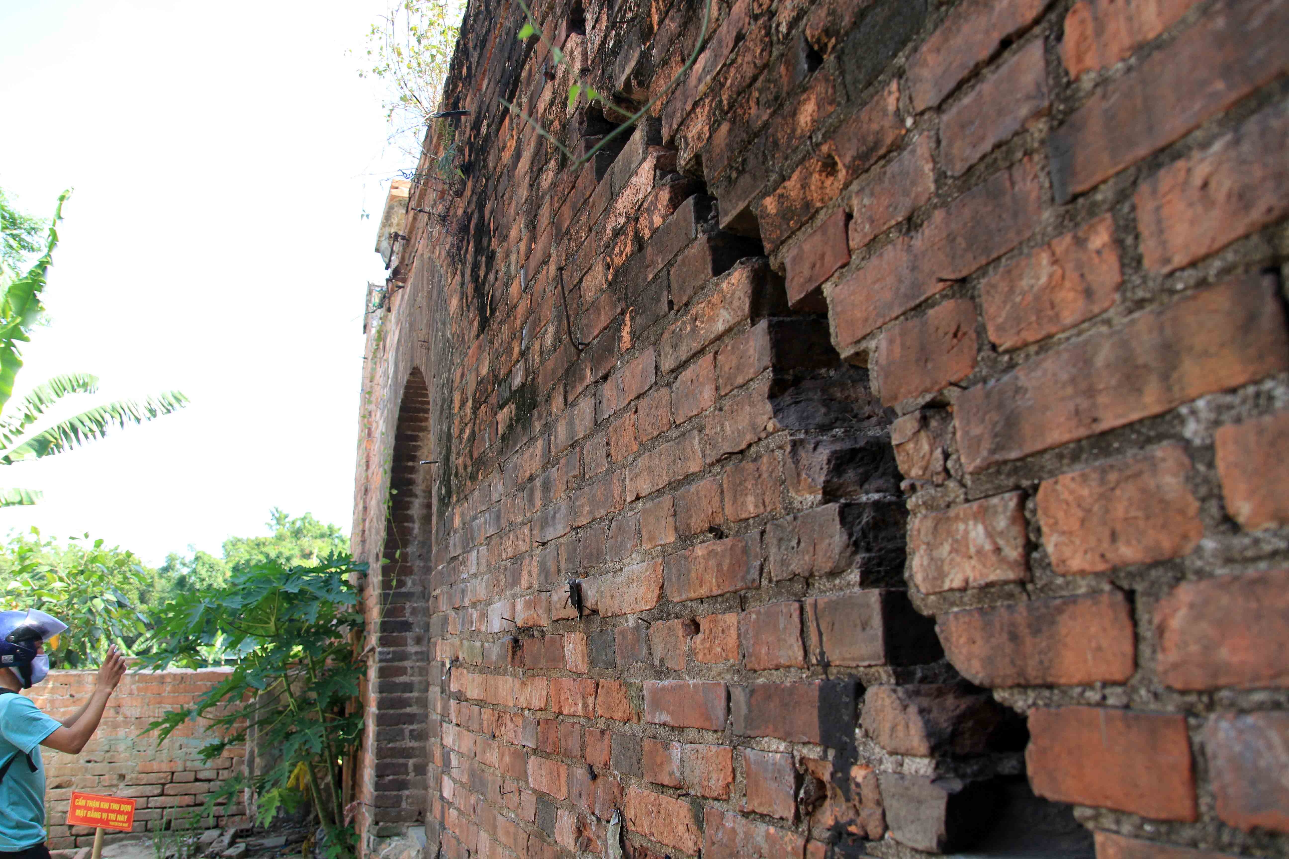 Di tich 2 cong gach anh 7