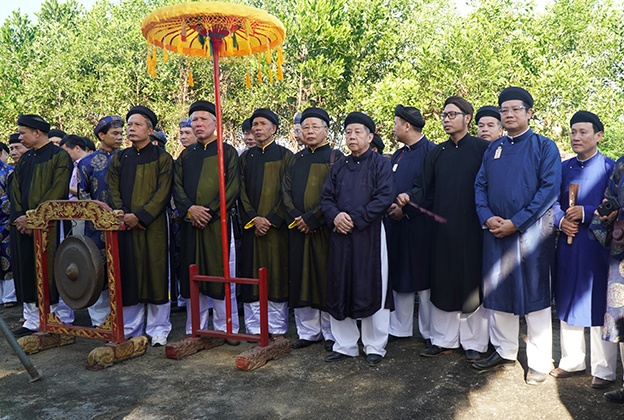 Chua Nguyen Phuc Khoat anh 1