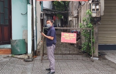 Nu sinh vien am tinh sau 3 lan duong tinh voi SARS-CoV-2 hinh anh