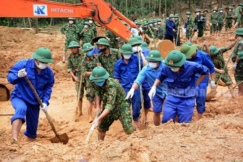 Noi lai viec tim kiem 12 cong nhan mat tich o Rao Trang 3 hinh anh