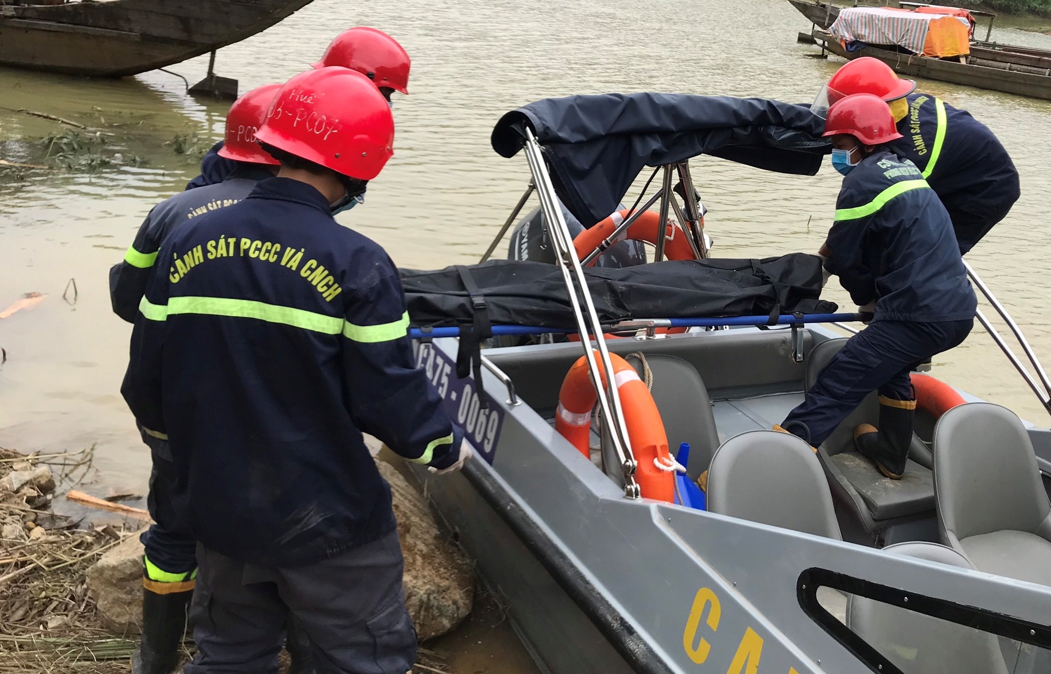 Huy dong canh khuyen anh 1