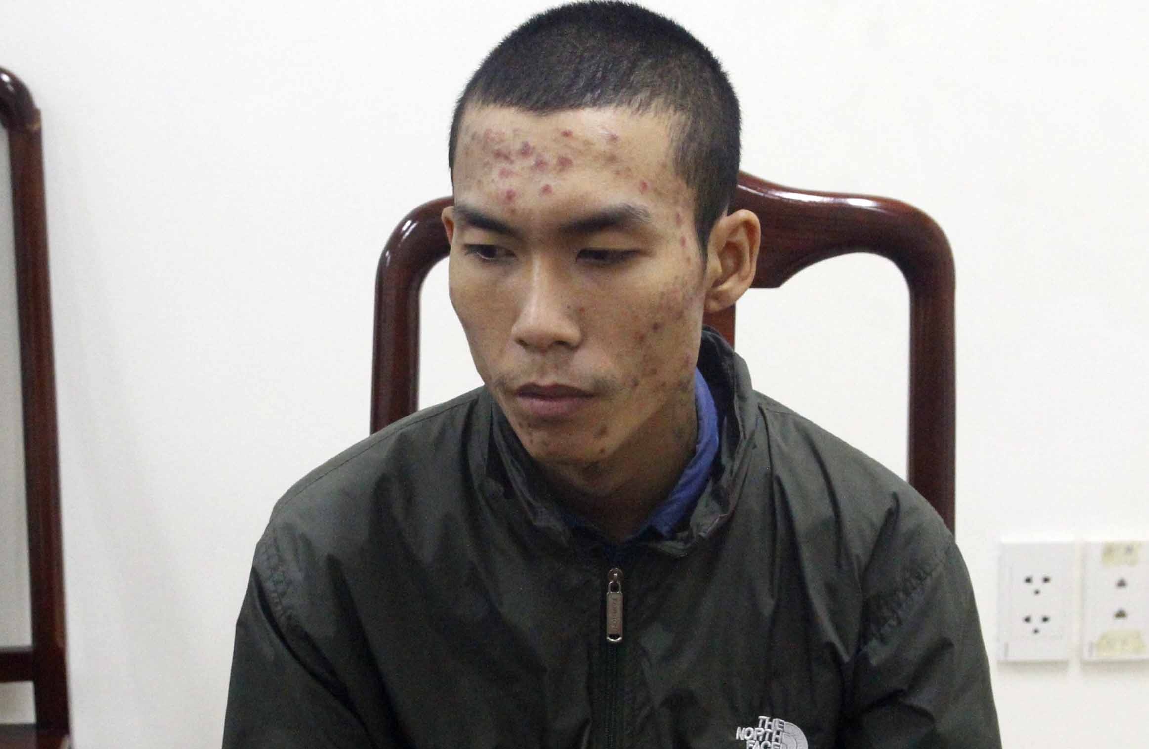 Dung sung tu che xong vao quan Internet doi no hinh anh