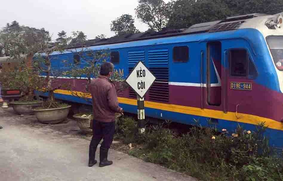 Tau tong tu vong anh 1